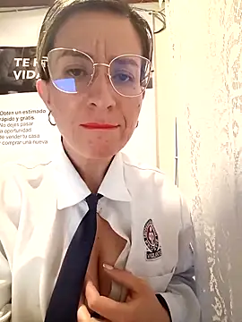 Valentina--1 online show from February 2026 10:59:02 AM