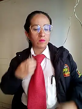 Valentina--1 online show from November 2025 02:28:02 PM