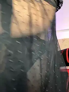 Snapshot of SexyFray_85D chatting on November 2025 08:51:01 AM SexyFray 85D online show from November 2025 08:51:01 AM