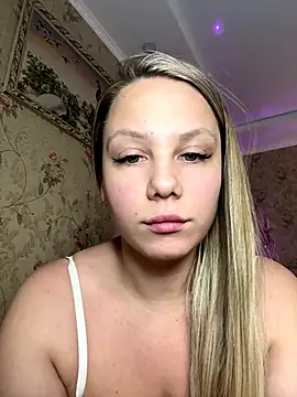 SexyFray 85D online show from December 2025 01:11:02 PM