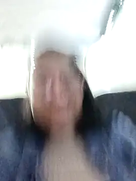 Caroline-17 online show from December 2025 12:12:01 AM