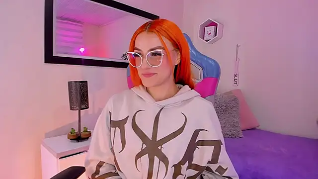 celeste blazze  online show from January 2026 05:17:01 PM