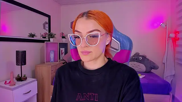 celeste blazze  online show from February 2026 05:24:02 PM