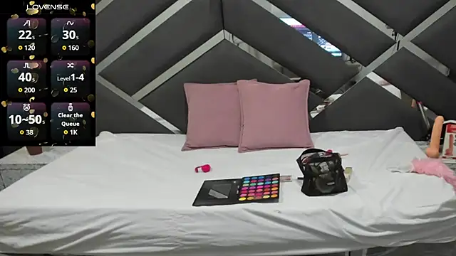 ScarlettParker online show from October 2025 01:10:02 PM