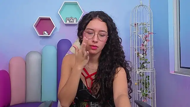 Sasha-Monroe online show from December 2025 04:02:02 AM