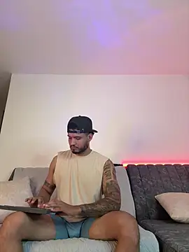 AUSTINN TORRES online show from March 2026 12:58:02 AM