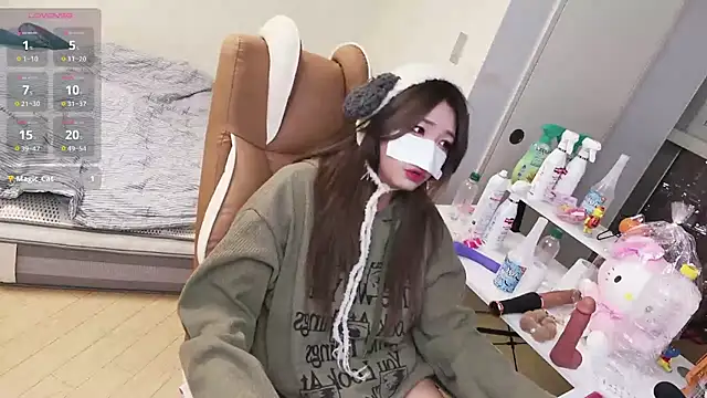 Milk Sola online show from December 2025 11:53:01 AM