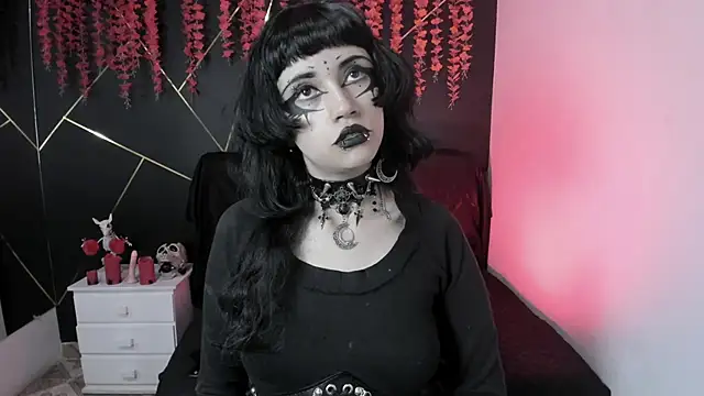 Yueeclipsa online show from November 2025 05:23:01 AM