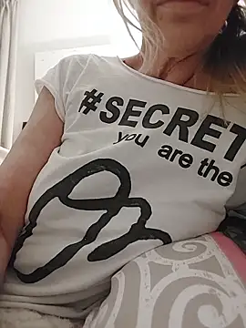 susylux online show from March 2026 12:45:01 AM