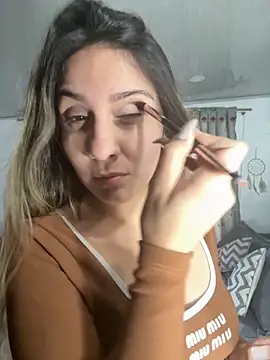 Snapshot of sarah_honey__ chatting on October 2025 11:55:01 AM sarah honey   online show from October 2025 11:55:01 AM