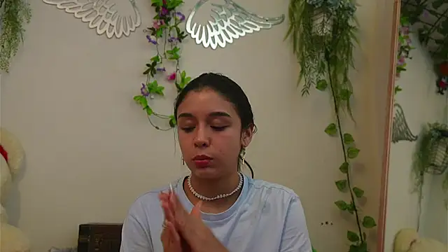 ISA NIXON online show from November 2025 06:09:01 PM