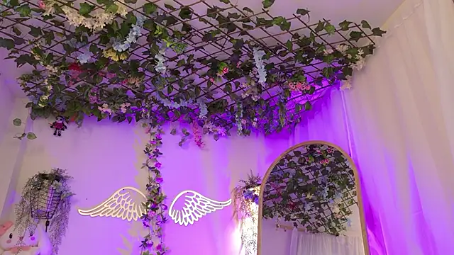 ISA NIXON online show from February 2026 10:22:02 PM