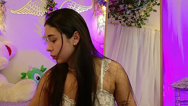 ISA NIXON online show from February 2026 11:02:02 PM