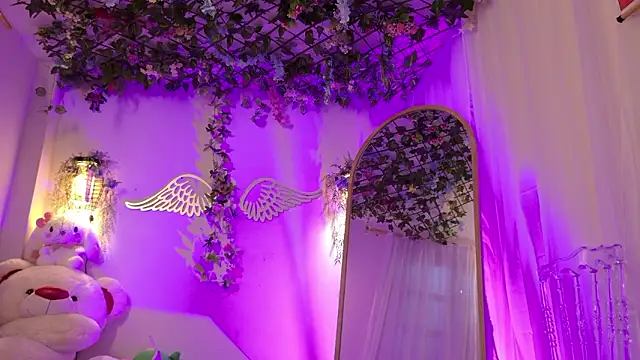 ISA NIXON online show from February 2026 10:54:01 PM