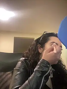 Kloe Novoa online show from March 2026 01:10:02 PM