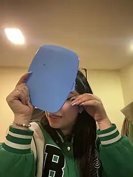 Kloe Novoa online show from April 2026 12:06:02 PM