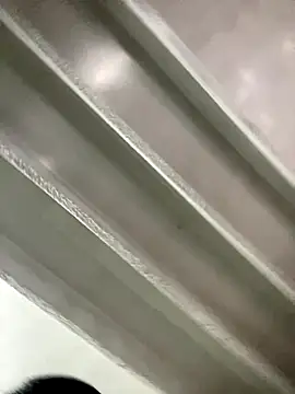 Kloe Novoa online show from December 2025 01:10:01 PM