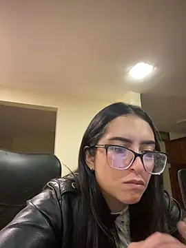 Kloe Novoa online show from April 2026 11:05:01 AM