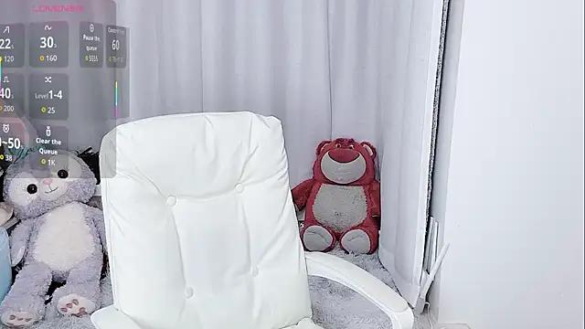 Snapshot of hailey_cici chatting on November 2025 04:27:02 AM hailey cici online show from November 2025 04:27:02 AM