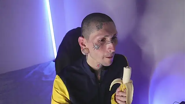 TokyoHatsumoto online show from February 2026 12:41:02 AM