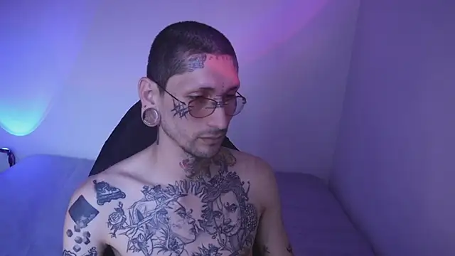 TokyoHatsumoto online show from November 2025 09:58:02 PM