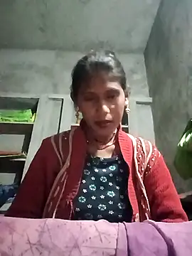 QRANSEXI online show from December 2025 01:01:01 AM