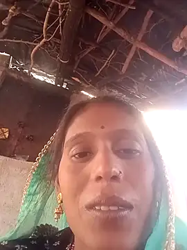 QRANSEXI online show from November 2025 03:21:01 AM