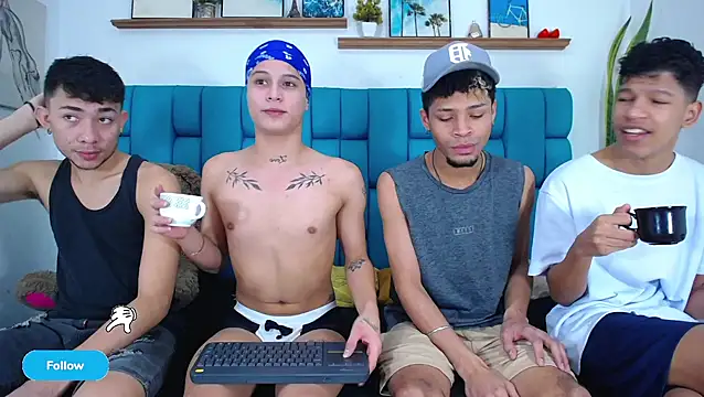 Hot Boys Latinos X online show from April 2026 05:17:02 PM