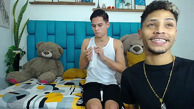 Hot Boys Latinos X online show from March 2026 08:24:02 PM