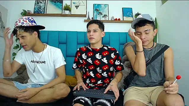 Hot Boys Latinos X online show from February 2026 11:21:02 PM