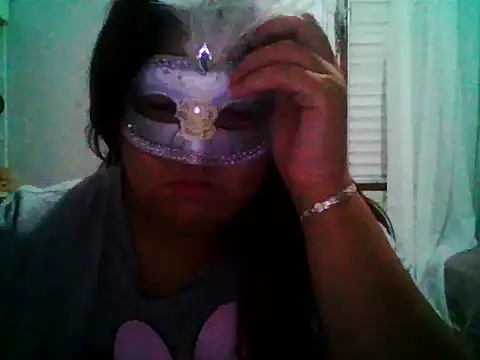 crazzyanne online show from December 2025 03:51:01 AM