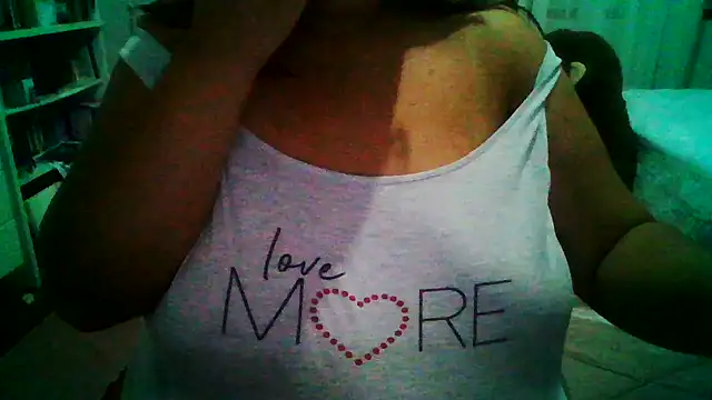 crazzyanne online show from February 2026 04:43:02 AM