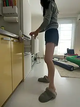 akimix xoxo online show from March 2026 05:00:01 AM