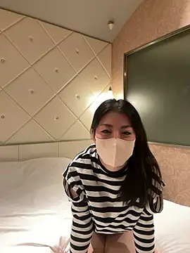 akimix xoxo online show from November 2025 01:06:02 PM