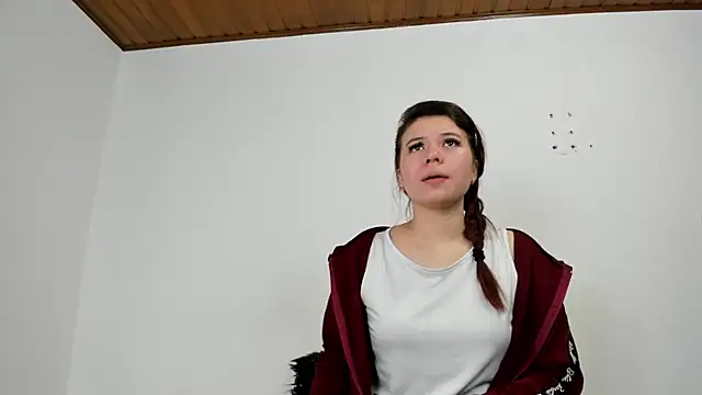 Snapshot of Vanessa_Martinz chatting on October 2025 12:25:02 PM Vanessa Martinz online show from October 2025 12:25:02 PM