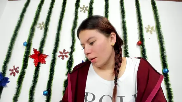 Snapshot of Vanessa_Martinz chatting on November 2025 12:16:02 PM Vanessa Martinz online show from November 2025 12:16:02 PM