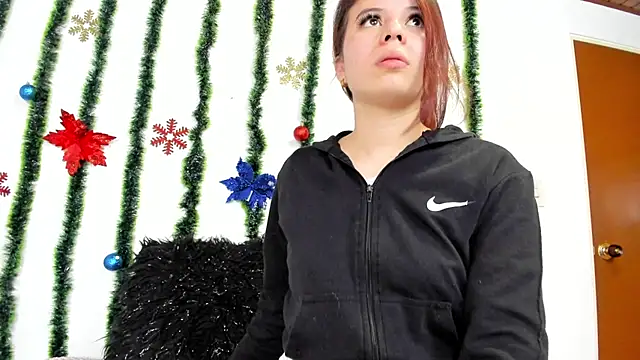 Snapshot of Vanessa_Martinz chatting on November 2025 12:17:02 PM Vanessa Martinz online show from November 2025 12:17:02 PM