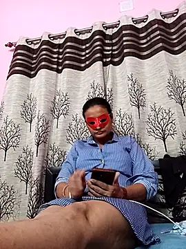 Hotty girl25 online show from December 2025 08:20:02 AM