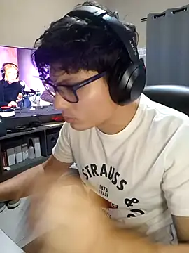 Snapshot of Ais_B10 chatting on November 2025 03:29:02 AM Ais B10 online show from November 2025 03:29:02 AM