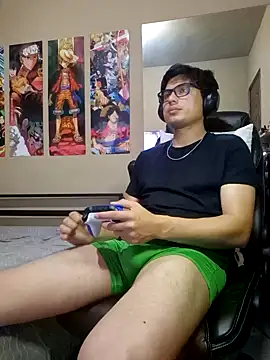 Snapshot of Ais_B10 chatting on December 2025 04:33:02 AM Ais B10 online show from December 2025 04:33:02 AM