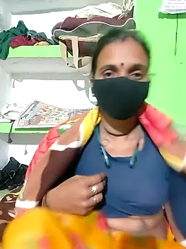 Hot nenshi online show from October 2025 01:32:02 PM