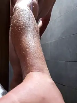 ozone1992 online show from April 2026 09:10:01 PM