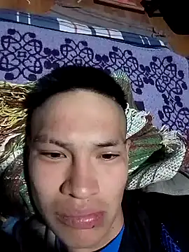 Ojitosbrrr online show from November 2025 09:35:02 AM