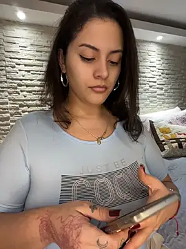 Snapshot of amellita-33 chatting on July 2026 05:40:02 AM amellita-33 online show from July 2026 05:40:02 AM