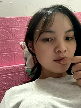 Snapshot of Tina_x chatting on November 2025 05:28:02 PM Tina x online show from November 2025 05:28:02 PM