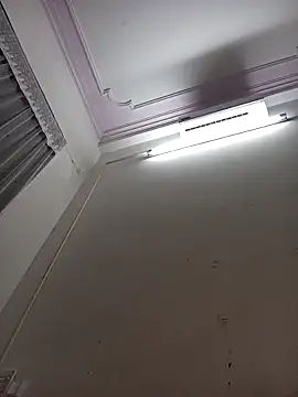 ezabel- online show from November 2025 01:22:01 PM