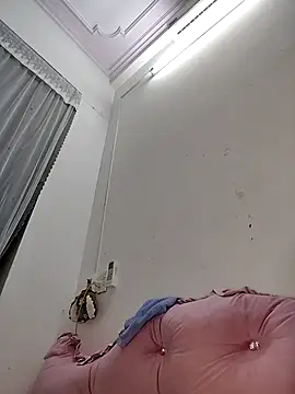 ezabel- online show from December 2025 01:06:02 PM