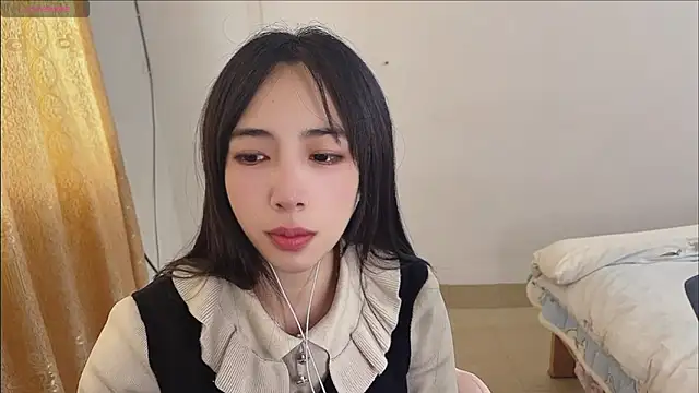 by-Hannah online show from November 2025 05:11:01 AM