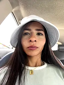 Snapshot of phenixpink22 chatting on November 2025 05:39:01 PM phenixpink22 online show from November 2025 05:39:01 PM