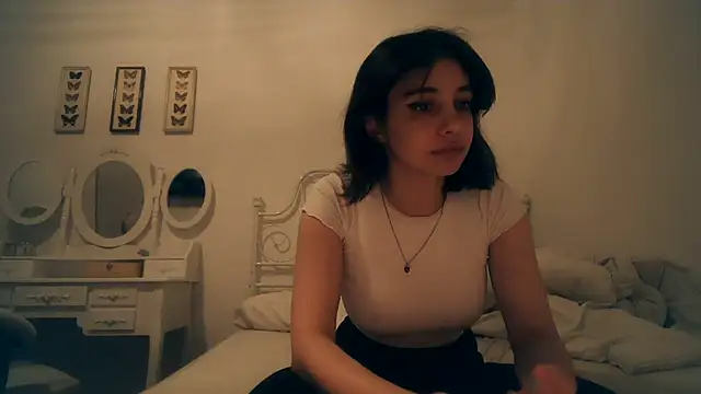 bellefleurrr online show from February 2026 10:32:01 PM